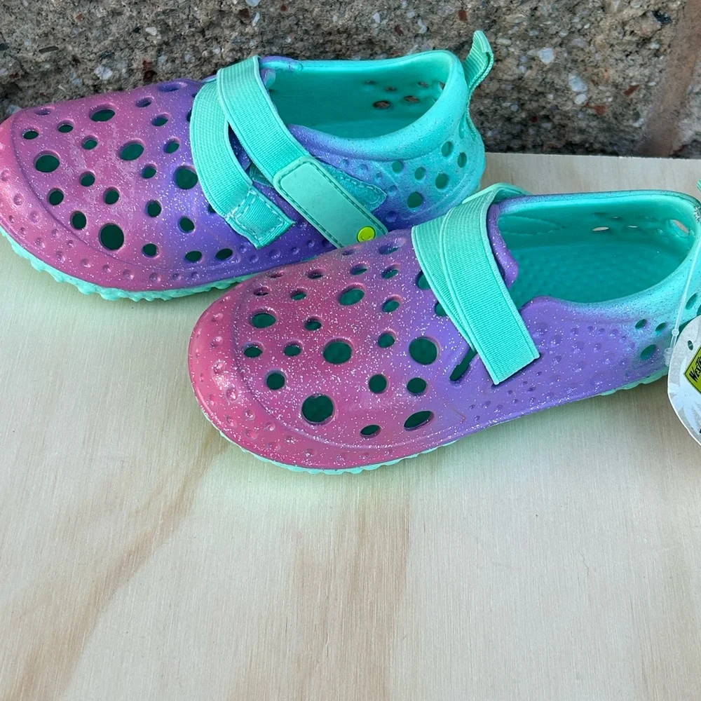 Western Chief Kids Surfer Ombre Glitter Water Shoes Purple Pink Teal Size 9 NEW